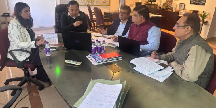 सीमान्त गाँवों के विकास एवं पलायन रोकथाम हेतु ठोस कार्ययोजना तैयार करने के निर्देश ,सचिव ग्राम्य विकास ने सभी जनपदों के अधिकारियों के साथ की विस्तृत समीक्षा