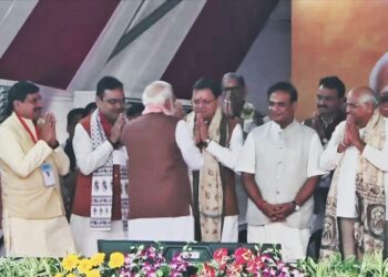 मुख्यमंत्री  पुष्कर सिंह धामी पटना (बिहार) में नवनिर्वाचित सरकार के शपथ ग्रहण समारोह में हुए सम्मिलित