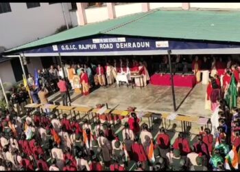 ​शीतलहर और कोहरे का ‘येलो अलर्ट’: अब सुबह 8:30 बजे के बाद ही खुलेंगे देहरादून के सभी स्कूल और आंगनबाड़ी केंद्र