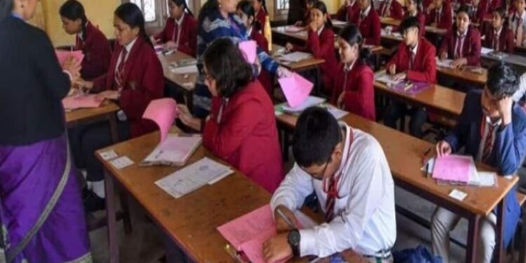 उत्तराखंड बोर्ड परीक्षाओं का कार्यक्रम जारी, इस तारीख से शुरू होंगी 10वीं-12वीं की परीक्षा