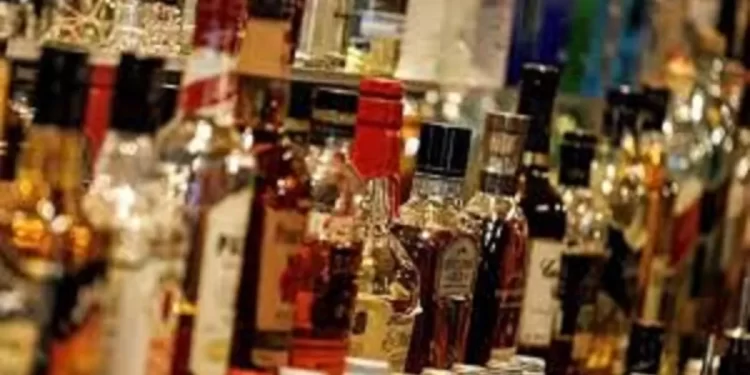 उत्तराखंड में जश्न की शाम रिकॉर्ड तोड़ छलके जाम, 600 से ज्यादा वन-डे बार लाइसेंस हुए जारी