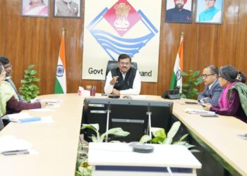 सिटी फॉरेस्ट पार्क की भांति सहस्त्रधारा ट्रेंचिंग ग्राउण्ड में बनेगा आधुनिक पार्क,मुख्यसचिव के समक्ष किया गया पार्क के लेआउट का प्रस्तुतिकरण