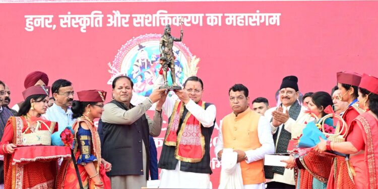 उधमसिंह नगर कार्निवाल सरस आजीविका मेला-2026 का किया शुभारम्भ,मुख्यमंत्री पुष्कर सिंह धामी ने 295.21 करोड़ के विकास कार्यो का किया लोकार्पण