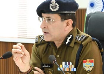 डीजीपी के निर्देश: पूरे प्रदेश में चलेगा व्यापक सत्यापन अभियान, संदिग्धों पर होगी कड़ी कार्यवाही,अवैध रूप से रह रहे विदेशी नागरिक, घुसपैठियों, बांग्लादेशी तथा संदिग्ध बाहरी व्यक्तियों को चिन्हित कर की जाएगी सख्त कार्यवाही