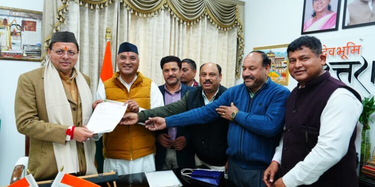 जौलीग्रांट एयरपोर्ट पर ओला-उबर के प्रवेश से स्थानीय टैक्सी ऑपरेटरों में आक्रोश, मुख्यमंत्री से की हस्तक्षेप की मांग