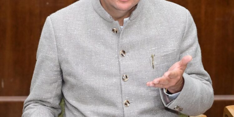 सीएम पुष्कर सिंह धामी के निर्देश पर इकबालपुर चौकी के सभी पुलिसकर्मी निलंबित