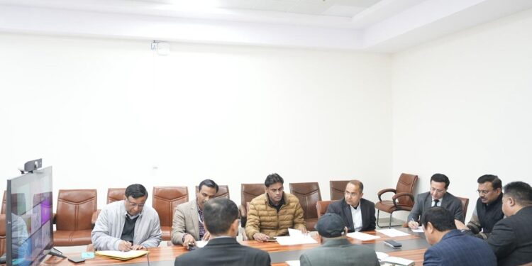 प्रदेश में घरेलू गैस सिलेंडर की कोई कमी नहीं, अफवाहों पर सख्त कार्रवाई के निर्देश,मुख्य सचिव आनंद बर्द्धन ने अधिकारियों के साथ की समीक्षा बैठक