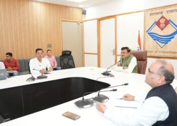 उत्तराखंड में आपदा प्रबंधन के लिए करोड़ों की मंजूरी: मुख्य सचिव ने बाढ़ सुरक्षा और भू-स्खलन रोकथाम के 16 से अधिक प्रस्तावों को दी हरी झंडी