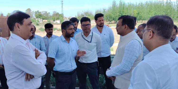 कुम्भ मेला–2027 की तैयारियों का मुख्य सचिव ने किया स्थलीय निरीक्षण,सभी कार्यों को तय समय में पूर्ण करने के निर्देश, गुणवत्ता पर विशेष जोर