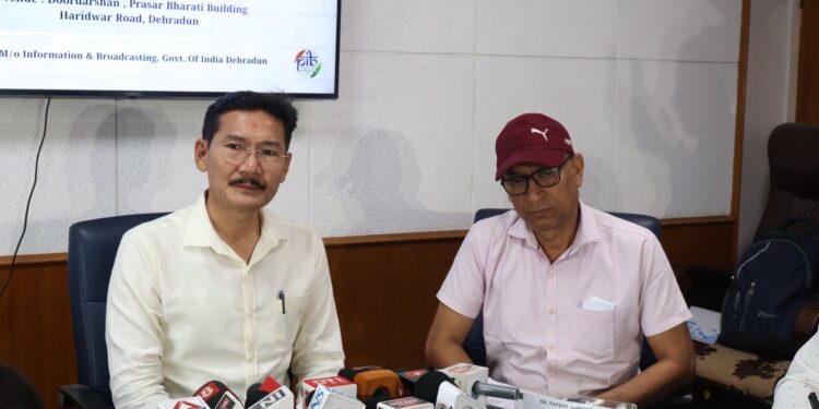 उत्तराखंड: खाद्य सुरक्षा और ईंधन आपूर्ति को लेकर सरकार मुस्तैद; राशन कार्ड धारकों को 3 माह का राशन एक साथ मिलेगा