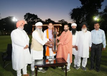 बैसाखी पर सीएम धामी से सिक्ख प्रतिनिधिमंडल की भेंट, सौंपा सरोपा,केंद्र व राज्य सरकार के ऐतिहासिक निर्णयों की सिक्ख समाज ने की सराहना,हेमकुंड साहिब रोपवे परियोजना से श्रद्धालुओं को बड़ी सुविधा—सीएम धामी