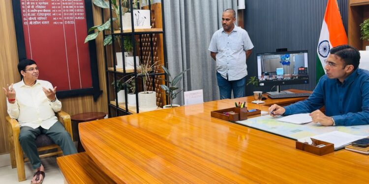 देहरादून: निजी स्कूलों की मनमानी के खिलाफ कांग्रेस का हल्लाबोल, जिलाधिकारी को सौंपा ज्ञापन