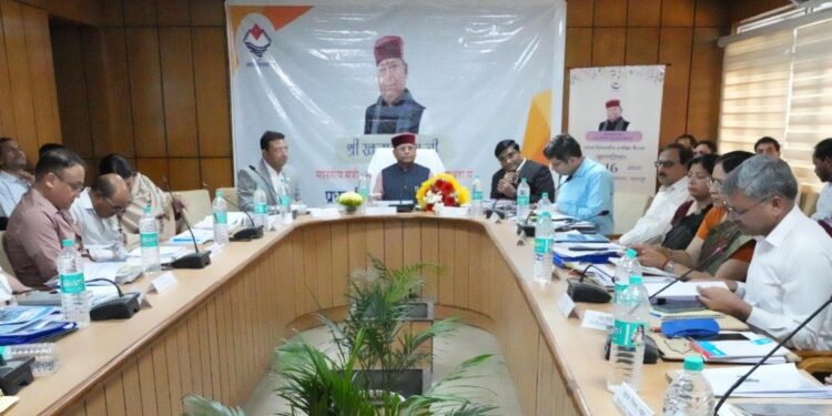 समाज कल्याण मंत्री खजान दास ने की विभागीय समीक्षा बैठक; पेंशन और आय सीमा में बढ़ोतरी के दिए निर्देश