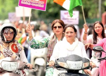 देहरादून: ‘नारी शक्ति वंदन’ रैली में उमड़ा मातृशक्ति का सैलाब, दीप्ती रावत ने भरा महिला सशक्तिकरण का हुंकार