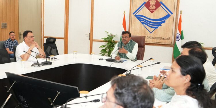 मुख्य सचिव ने ली कुम्भ मेला – 2027 की तैयारियों को लेकर बैठक,निर्माण कार्यों के शासनादेश के विलम्ब पर मुख्य सचिव ने जताई नाराजगी,आपत्तियां निस्तारित कर 3 दिन में जीओ जारी करने के दिए निर्देश