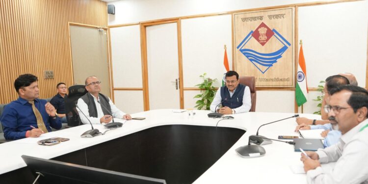ग्लेशियर झीलों की प्रभावी निगरानी जरूरी-मुख्य सचिव,जल्द शुरू हो उपकरण लगाए जाने का कार्य,भूकम्प पूर्व चेतावनी प्रणाली की भी समीक्षा की