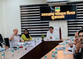 परिवहन मंत्री प्रदीप बत्रा ने किया UTC मुख्यालय का औचक निरीक्षण; यात्री सुविधाओं और आधुनिक तकनीक पर दिया जोर