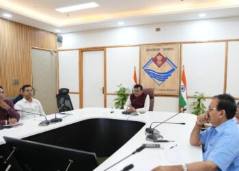 मुख्य सचिव ने की प्रदेश के रोपवे प्रोजेक्ट की समीक्षा,ब्रिडकुल करेगा रोपवे के लिए रेगुलेटरी बॉडी का कार्य,जागेश्वर धाम परियोजना में रोपवे को किया जाए शामिल: मुख्य सचिव