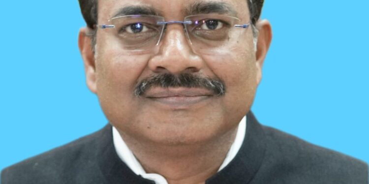 मुख्य सचिव ने की स्टेट प्रगति के तहत विभिन्न परियोजनाओं की समीक्षा,महत्त्वपूर्ण योजनाओं का प्रत्येक 5 साल में मूल्यांकन कराया जाए