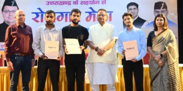 वीरभूमि के युवाओं को मिला रोजगार का उपहार: कैबिनेट मंत्री गणेश जोशी ने पूर्व सैनिक आश्रितों को सौंपे नियुक्ति पत्र