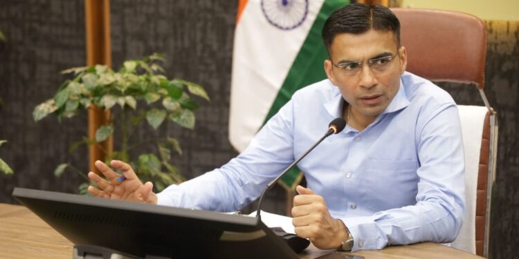 देहरादून में ‘ऑपरेशन सफाई’: नियमों की धज्जियां उड़ा रहे 96 होमस्टे के पंजीकरण निरस्त, डीएम सविन बंसल का कड़ा एक्शन