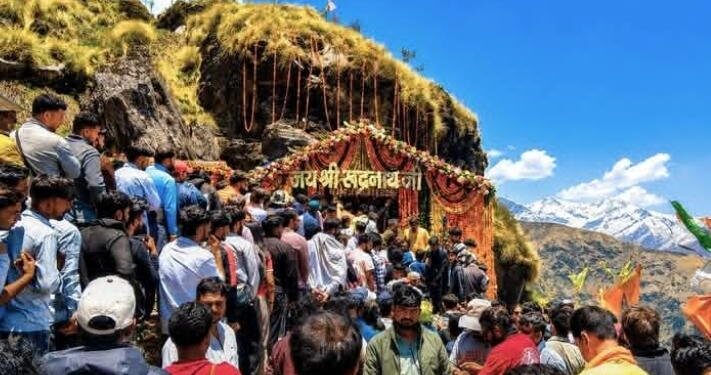 चतुर्थ केदार भगवान रुद्रनाथ के कपाट खुले: 21 किमी की कठिन चढ़ाई पार कर पहुंचे श्रद्धालु, मुखाकृति के हुए दिव्य दर्शन