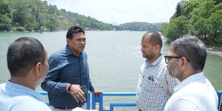 धामी सरकार की झीलों को नई पहचान देने की तैयारी,भीमताल, नौकुचियाताल और कमलताल के सौंदर्यीकरण पर 46 करोड़ से अधिक खर्च, सचिव डॉ. आर. राजेश कुमार ने किया स्थलीय निरीक्षण