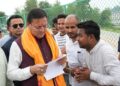 ​सीएम धामी ने लोहियाहेड में सुनीं जनसमस्याएं, अधिकारियों को दिए त्वरित समाधान के निर्देश; पर्यावरण दिवस पर किया पौधारोपण