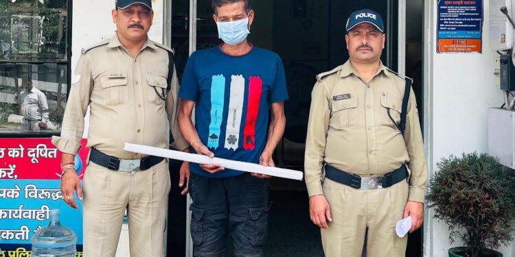 देहरादून पुलिस का ‘ऑपरेशन प्रहार’: हत्या के प्रयास में फरार ₹20,000 का इनामी बदमाश ISBT से गिरफ्तार