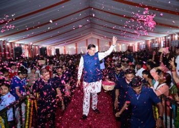 राज्यपाल एवं मुख्यमंत्री ने ‘सेवा, सुशासन एवं समर्पण: जन-जन की सरकार, जन-जन के द्वार’ सेवा पखवाड़ा कार्यक्रम का किया शुभारंभ