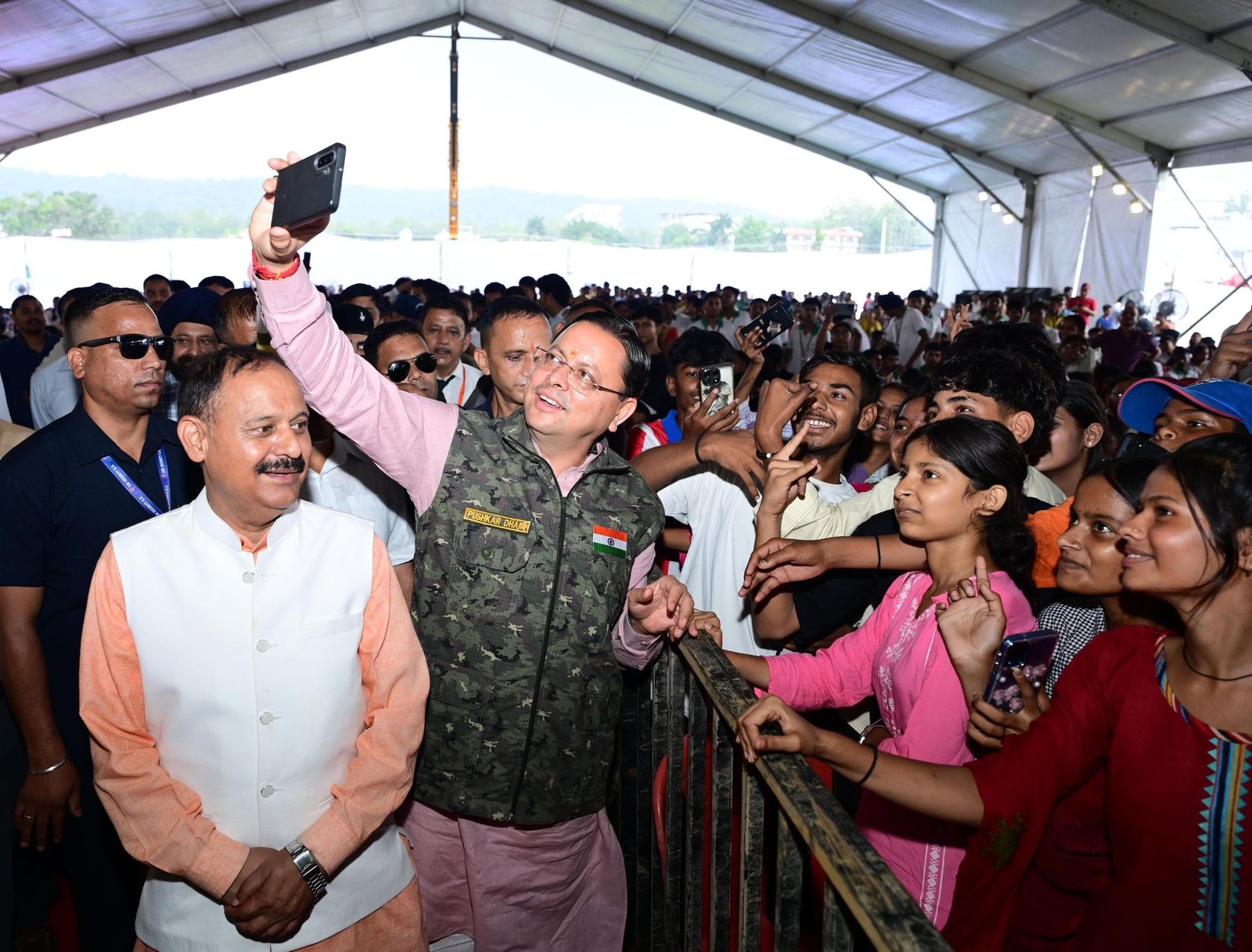 अग्निवीरों के सम्मान और उनके उज्ज्वल भविष्य के प्रति हमारी प्रतिबद्धता अटूट है,उत्तराखंड देश का पहला राज्य बनेगा, जहां अग्निवीरों के लिए विशेष ‘अग्निवीर सेल’ की स्थापना की जाएगी-धामी