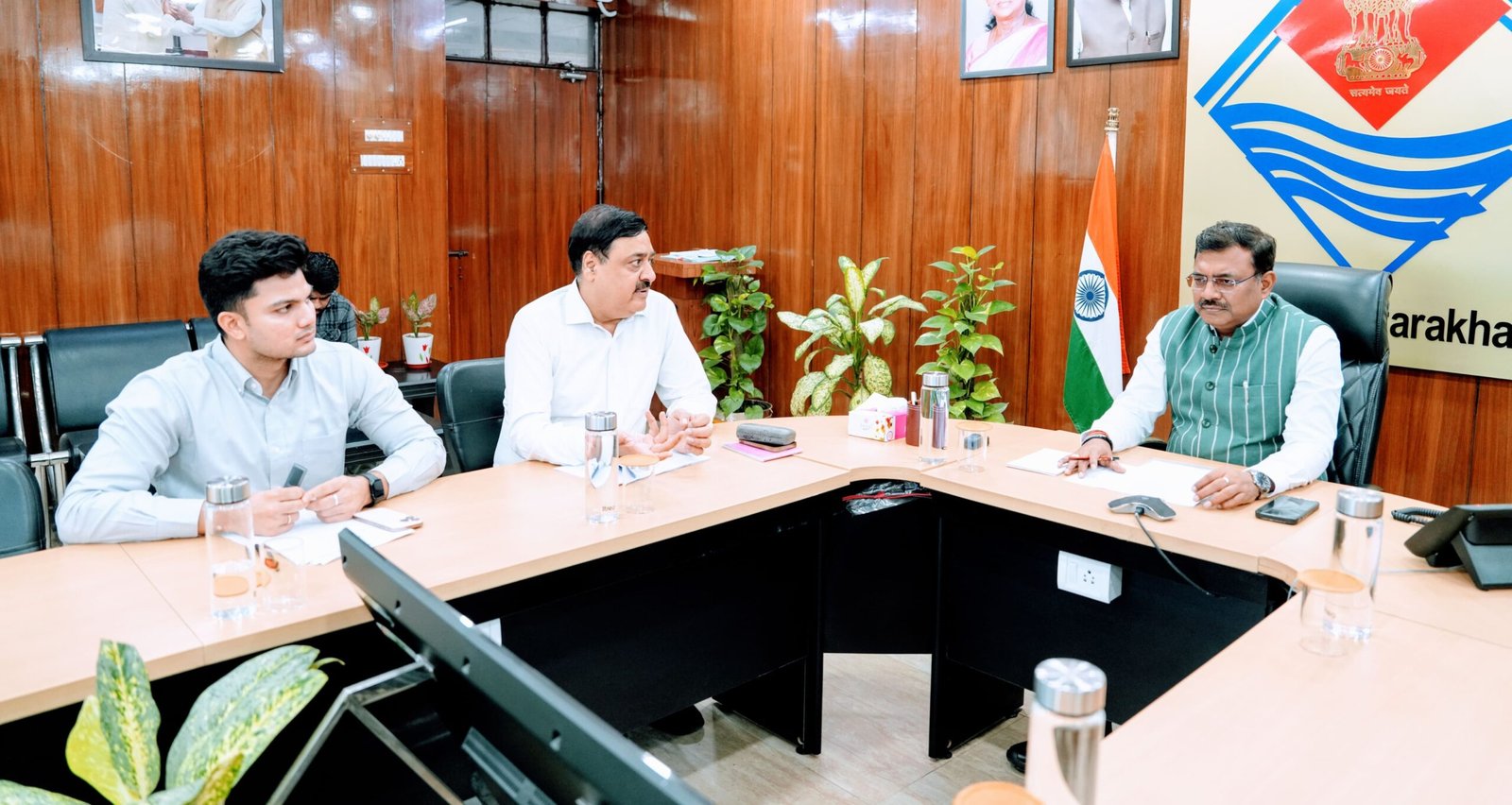 मुख्य सचिव ने ली नागरिक उड्डयन विभाग की समीक्षा,पराग फार्म में बनेगी राज्य की अपनी एविएशन एकेडमी, मुख्य सचिव ने दिए निर्देश