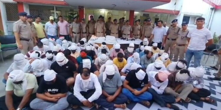 रामनगर के रिजॉर्ट में हाई-प्रोफाइल सेक्स रैकेट का भंडाफोड़: 62 हिरासत में, ‘एक्स्ट्रा सर्विस’ के नाम पर बुक था पूरा होटल
