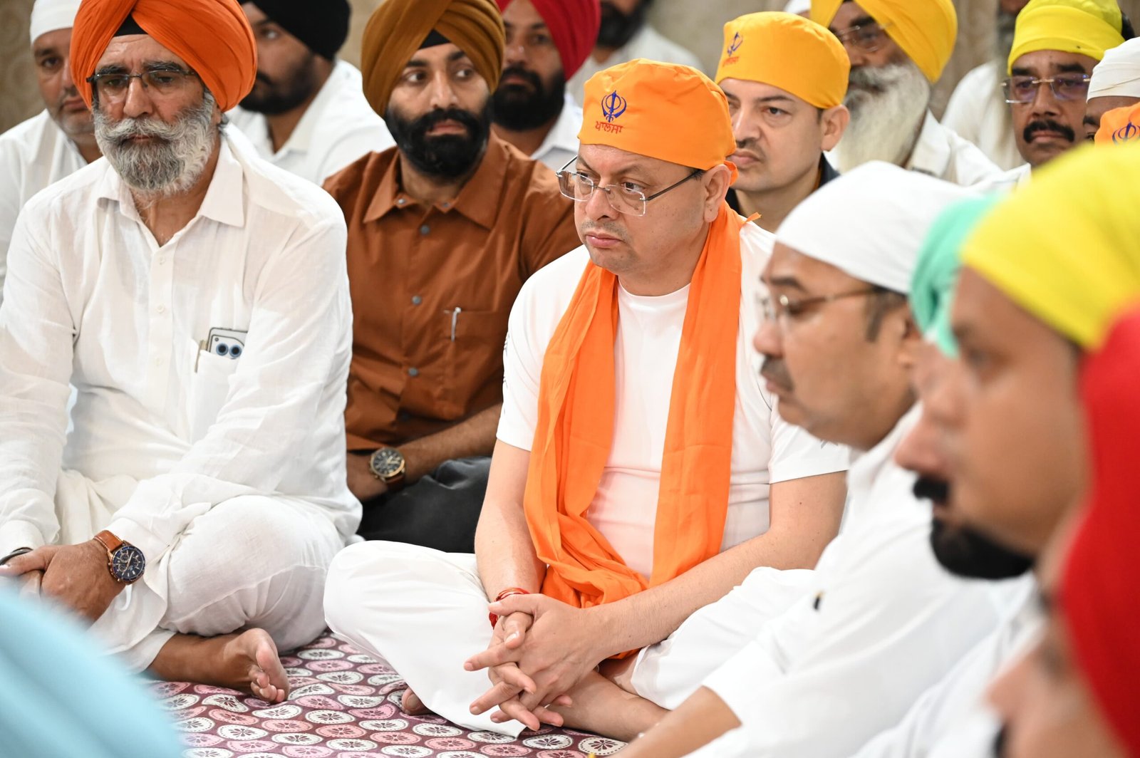 सेवा संकल्प अभियान’ के तहत नानकमत्ता पहुंचे मुख्यमंत्री धामी, स्वच्छता अभियान में किया श्रमदान,मुख्यमंत्री ने गुरुद्वारा  नानकमत्ता साहिब में मत्था टेक प्रदेश की सुख-समृद्धि की कामना की
