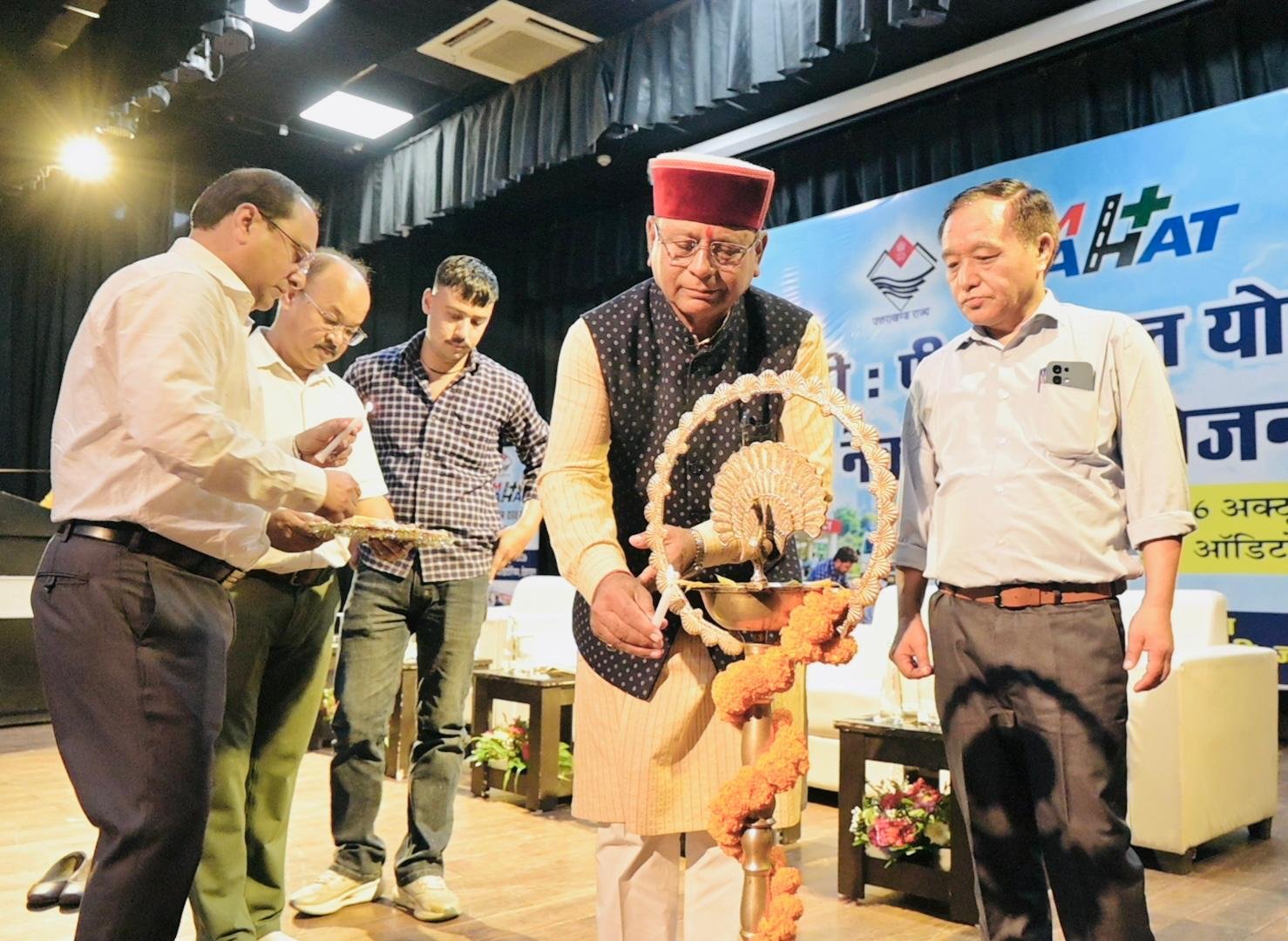 सड़क दुर्घटना पीड़ितों की मदद के लिए ‘पीएम राहत’ और ‘नेक राहगीर’ योजना वरदान- खजान दास