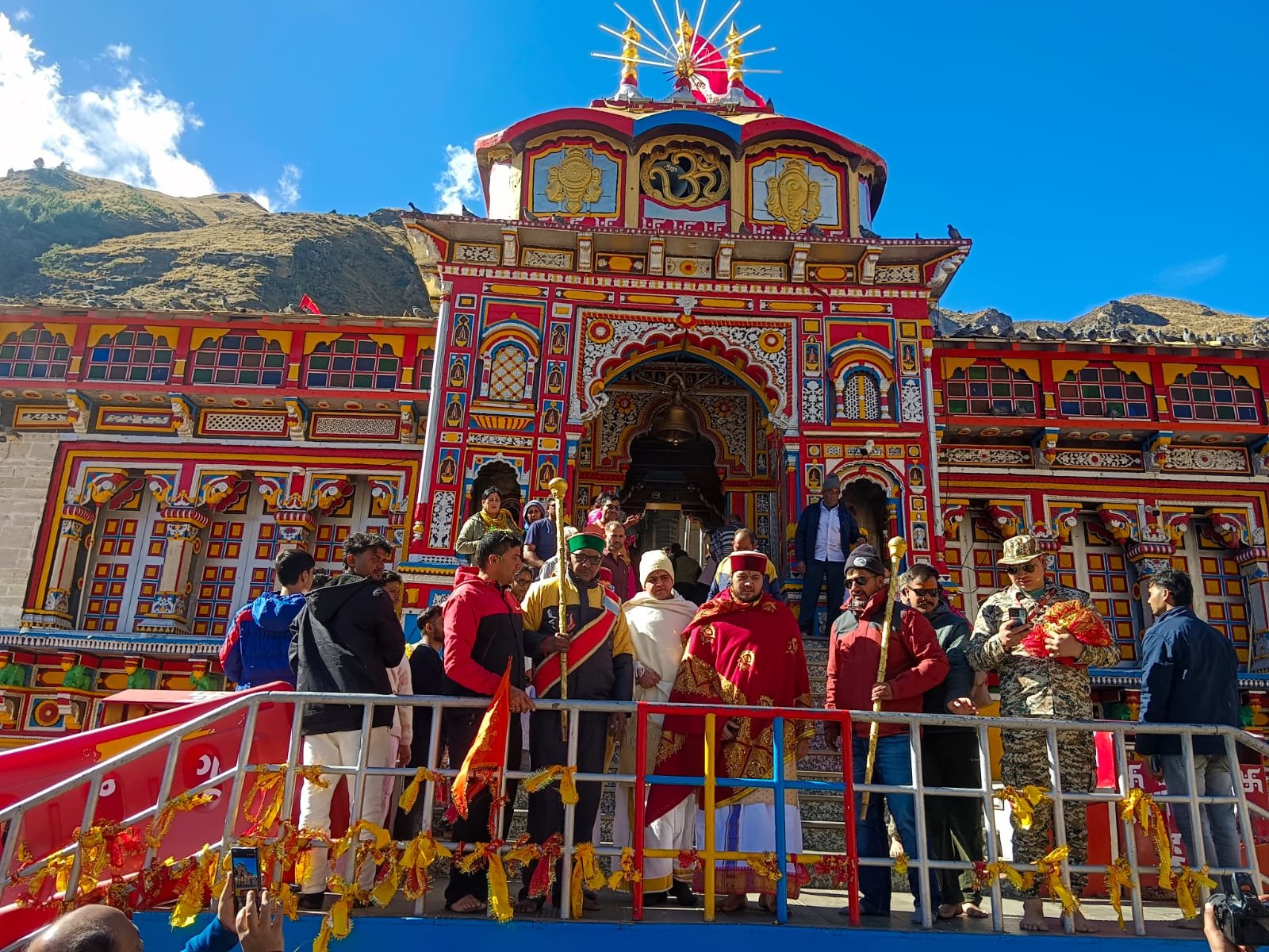 बदरीनाथ धाम के कपाट 16 नवंबर को रात 9:37 बजे होंगे बंद, 12 नवंबर से शुरू होंगी पंच पूजाएं