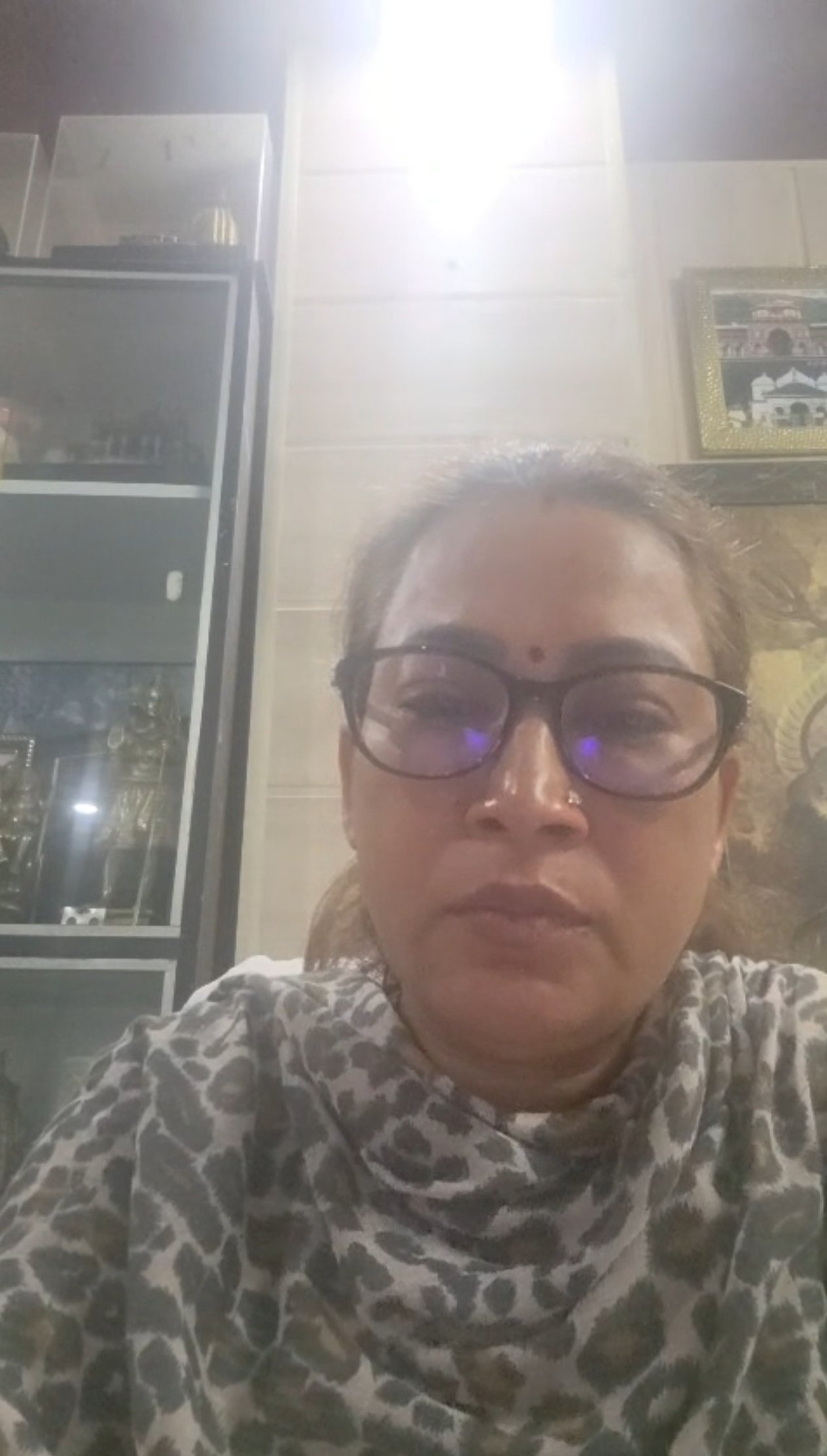 उत्तराखंड: कैबिनेट मंत्री रेखा आर्य ने पति गिरधारी लाल साहू पर दर्ज कराया गंभीर धाराओं में मुकदमा, जान से मारने की साजिश का लगाया आरोप